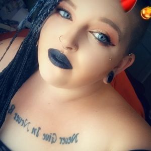 Meet your Posher, Norma